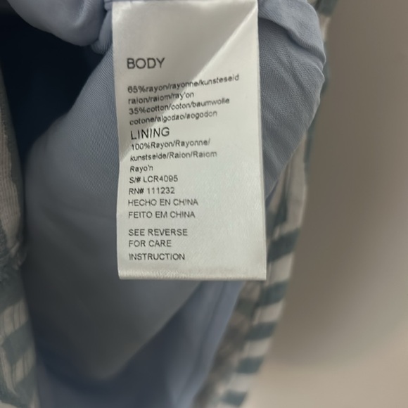 LUCCA BLUE AND WHITE ROMPER WITH BUTTONS AND TIE WAIST SIZE M - Picture 6 of 6